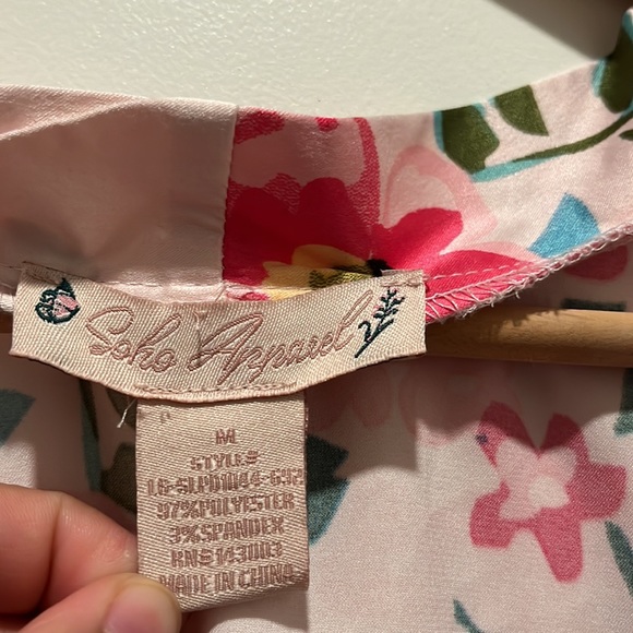 Soho Apparel Floral Robe - Picture 5 of 5